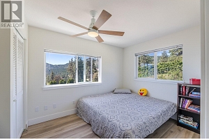 6471 Vernon Avenue - Photo 33