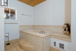 4452 Sleepy Hollow Road - Photo 24