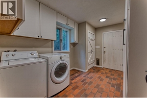 4452 Sleepy Hollow Road - Photo 9