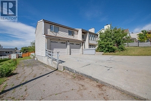 1505 38 Avenue - Photo 2