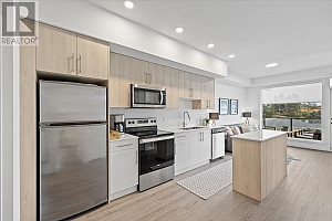 685 Boynton Place Unit# 28 - Photo 9