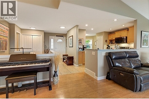 5205 Sandhills Drive - Photo 16