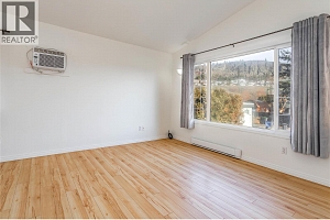 885 Walrod Street - Photo 11