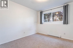 885 Walrod Street - Photo 13