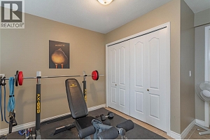 885 Walrod Street - Photo 29