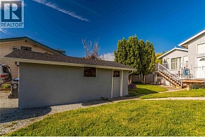 885 Walrod Street - Photo 43