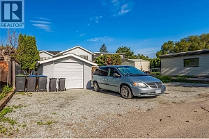 885 Walrod Street - Photo 45