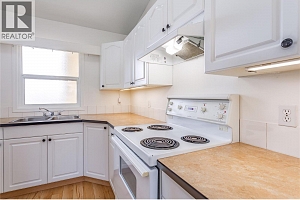 885 Walrod Street - Photo 6