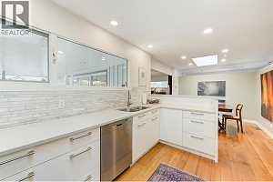 2021 Abbott Street - Photo 16