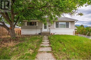 1358 Cherry Crescent E - Photo 9