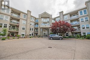 3300 Centennial Drive Unit# 102 - Photo 2