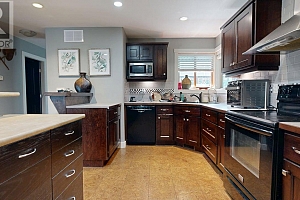 7400 Sun Peaks Drive - Photo 4