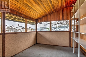 6434 Pleasant Valley Road - Photo 18