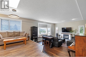 2515 East Vernon Road - Photo 27