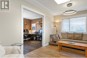 2515 East Vernon Road - Photo 36
