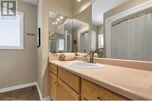 2515 East Vernon Road - Photo 53