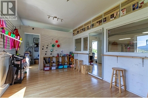 2515 East Vernon Road - Photo 81