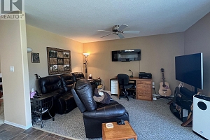 431 4 Street - Photo 14