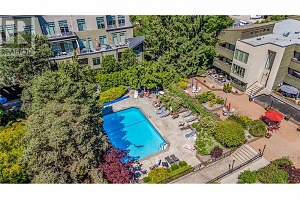 1056 Bernard Avenue Unit# 216 - Photo 30