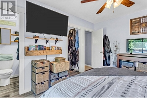 2370 Thacker Drive - Photo 27
