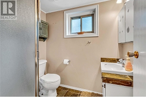 2370 Thacker Drive - Photo 40