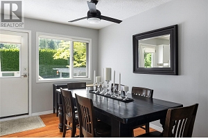3429 Larch Drive - Photo 10