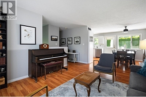 3429 Larch Drive - Photo 8