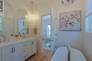 10290 Columbia Way - Photo 24