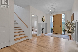 10290 Columbia Way - Photo 5