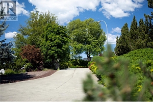 8827 Michael Drive - Photo 18
