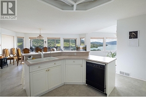 8827 Michael Drive - Photo 37