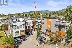 1805 45 Avenue Unit# 4 - Photo 2
