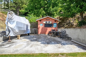7551 Tronson Road - Photo 38