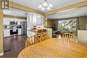 2141 Kaslo Court - Photo 16