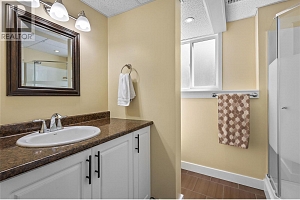 2141 Kaslo Court - Photo 45