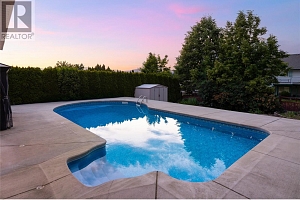 506 Harrop Avenue - Photo 10