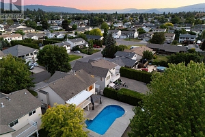 506 Harrop Avenue - Photo 48