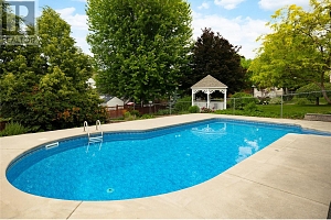 506 Harrop Avenue - Photo 62