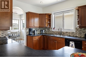 3914 Hornby Terrace Lot# 15 - Photo 9