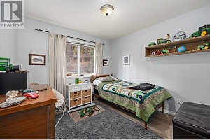 5817 Victoria Street - Photo 17