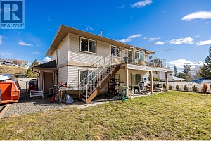 5817 Victoria Street - Photo 31