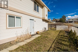 5817 Victoria Street - Photo 34