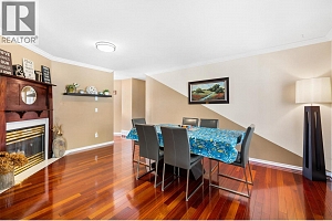 1056 Caledonia Way - Photo 13