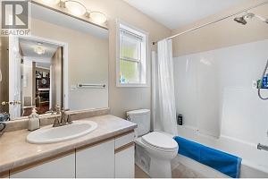 1056 Caledonia Way - Photo 22