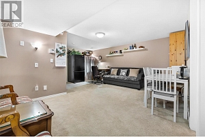 1056 Caledonia Way - Photo 29