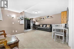 1056 Caledonia Way - Photo 30