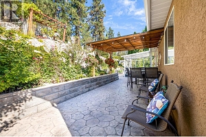 1056 Caledonia Way - Photo 36