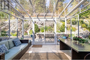 1056 Caledonia Way - Photo 37