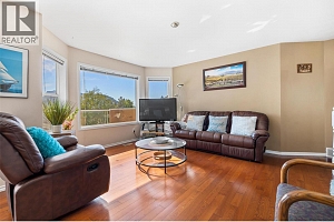 1056 Caledonia Way - Photo 5