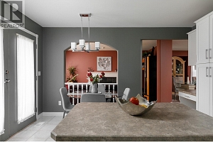 1043 Caledonia Way - Photo 23